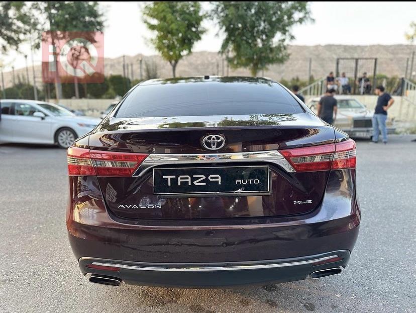 تۆیۆتا ئەڤەلۆن